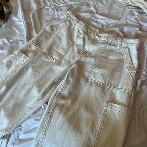 Cream/tan wide leg cargos from H&M